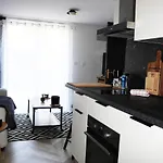 L'antichambre, Neuf Avec Jardin à 100m De La Apartamento