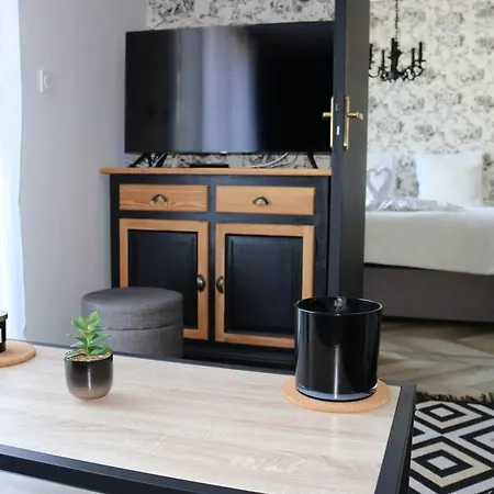 L'antichambre, Neuf Avec Jardin à 100m De La