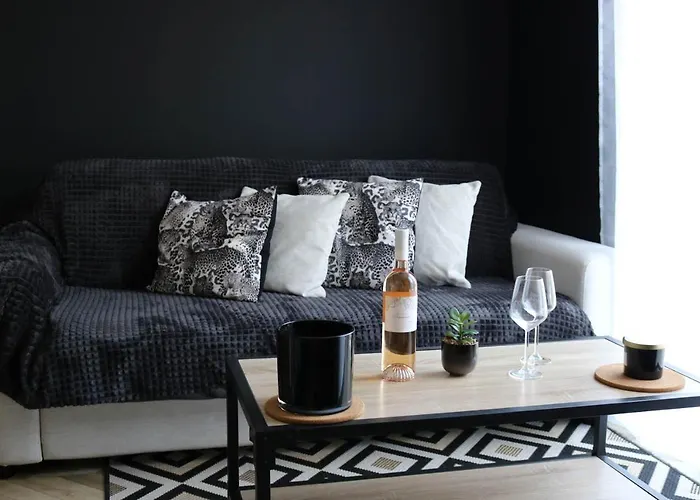 דירה L'antichambre, Neuf Avec Jardin A 100m De La דונוויל-לה-בה